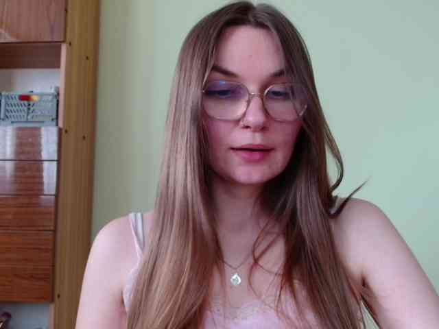 Ellyxcute webcam