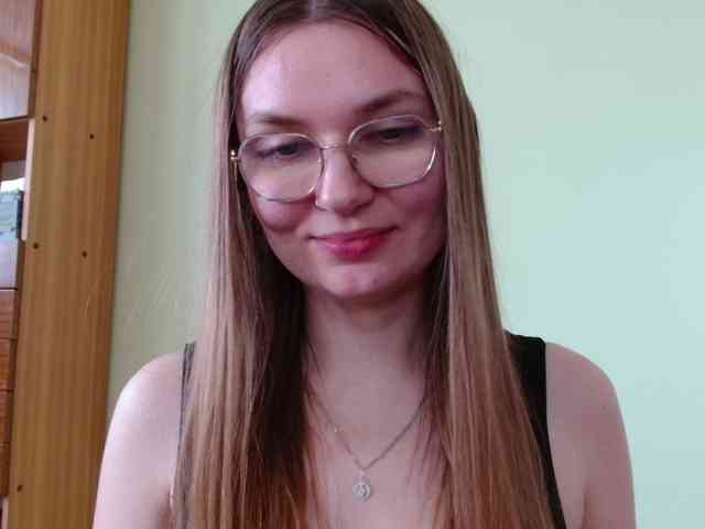 Ellyxcute webcam