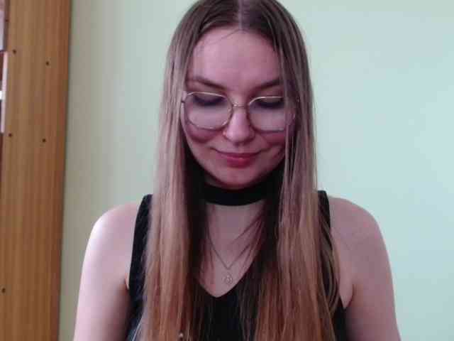Ellyxcute webcam