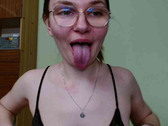 Ellyxcute webcam