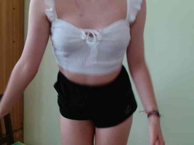 Ellyxcute webcam