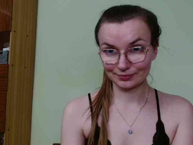 Ellyxcute webcam