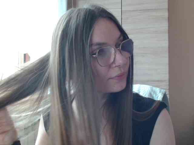 Ellyxcute webcam