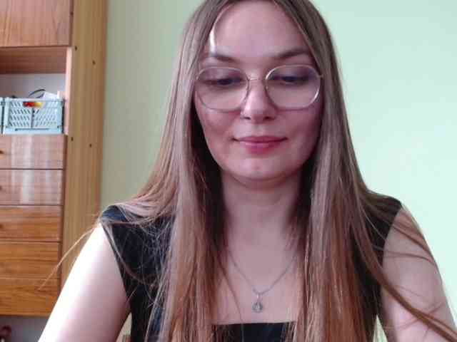 Ellyxcute webcam