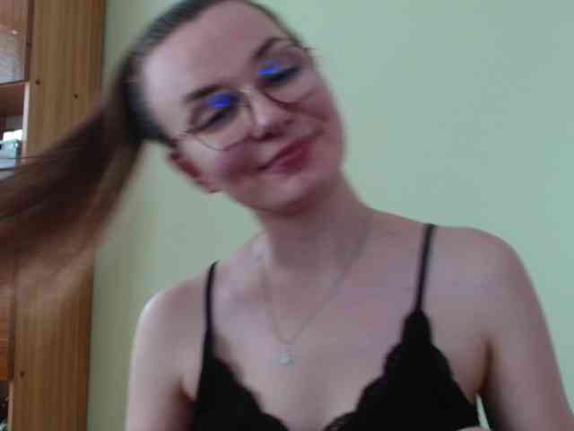 Ellyxcute webcam