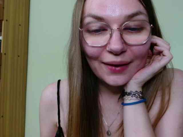 Ellyxcute webcam