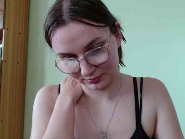 Model: Ellyxcute