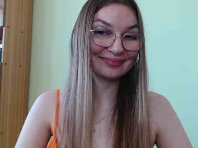 Ellyxcute webcam