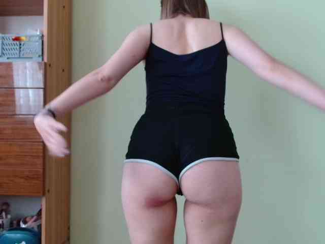 Ellyxcute webcam