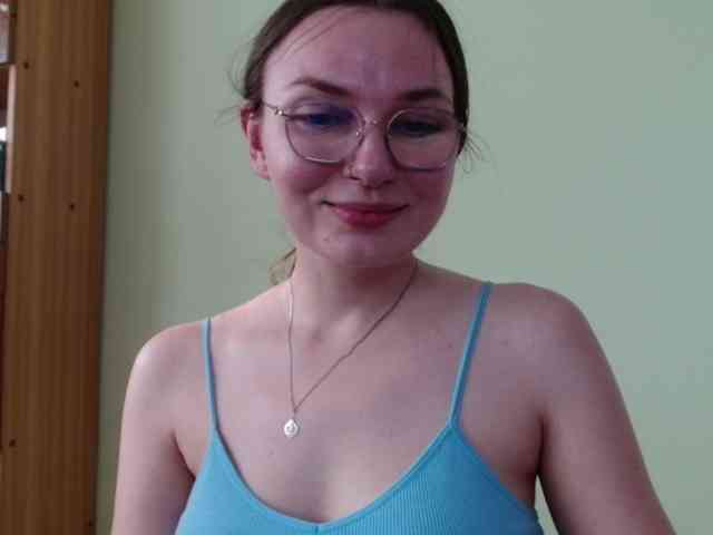 Ellyxcute Live Webcam on BongaCams