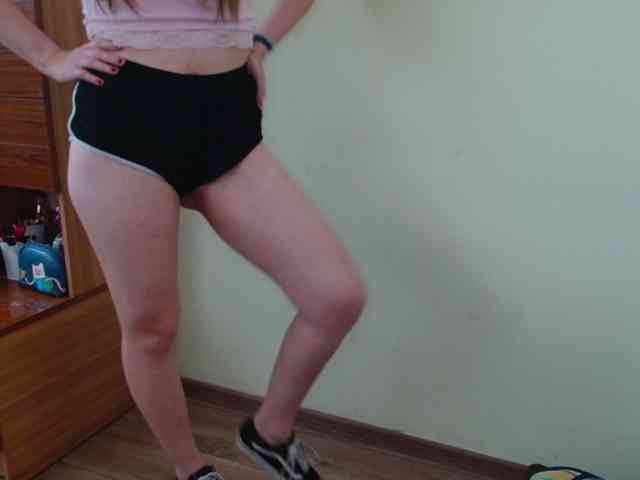 Ellyxcute webcam
