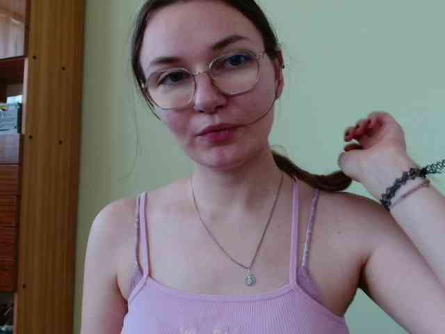 Model: Ellyxcute