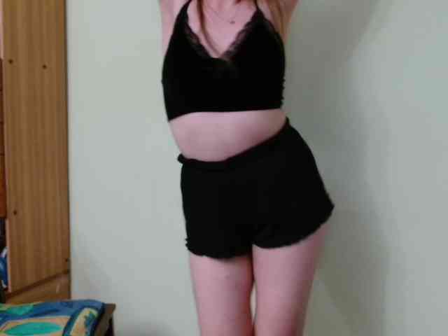 Ellyxcute webcam