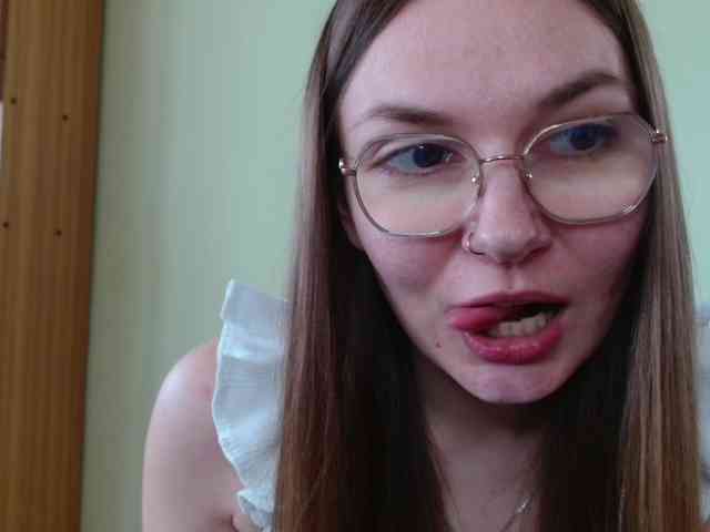 Ellyxcute webcam
