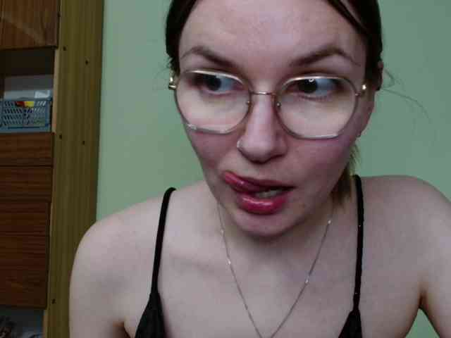 Ellyxcute webcam