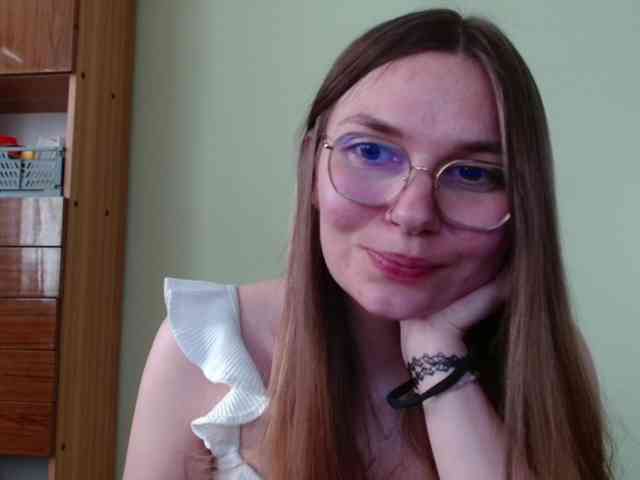 Ellyxcute webcam