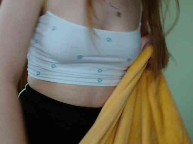 Ellyxcute webcam