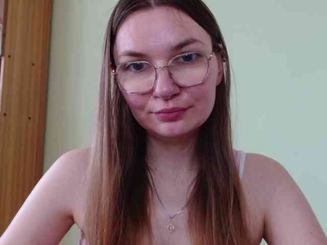 Model: Ellyxcute
