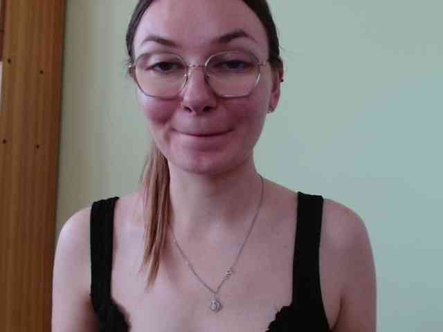 Model: Ellyxcute