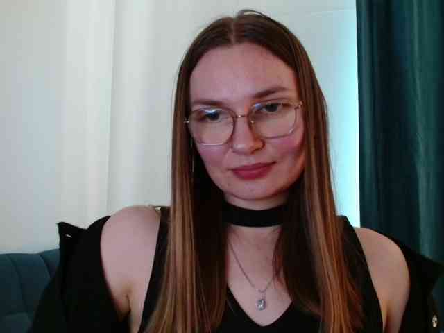 Model: Ellyxcute