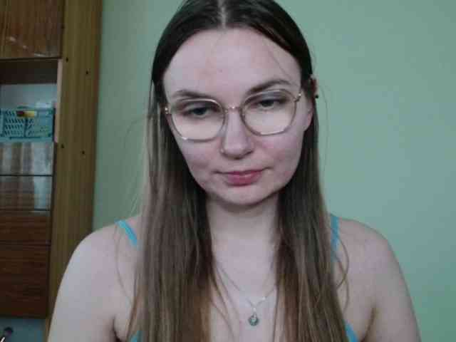 Model: Ellyxcute
