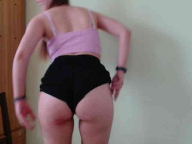 Ellyxcute webcam