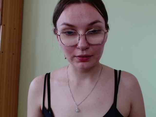 Model: Ellyxcute