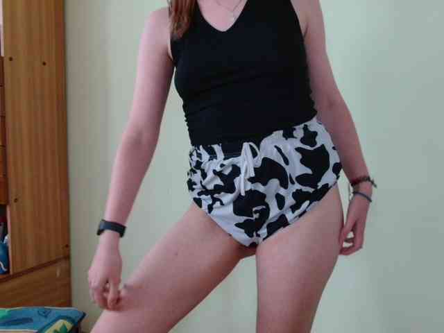 Ellyxcute webcam