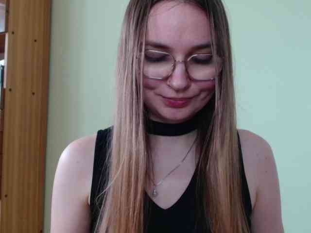 Ellyxcute webcam