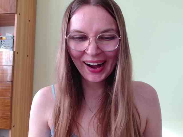 Ellyxcute webcam