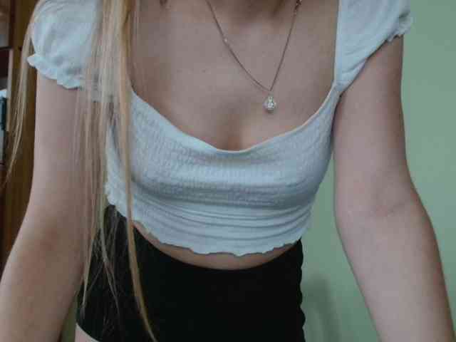 Ellyxcute webcam