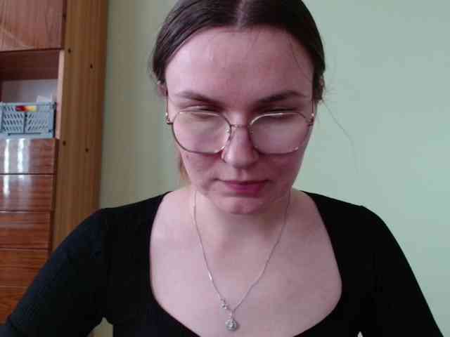 Model: Ellyxcute