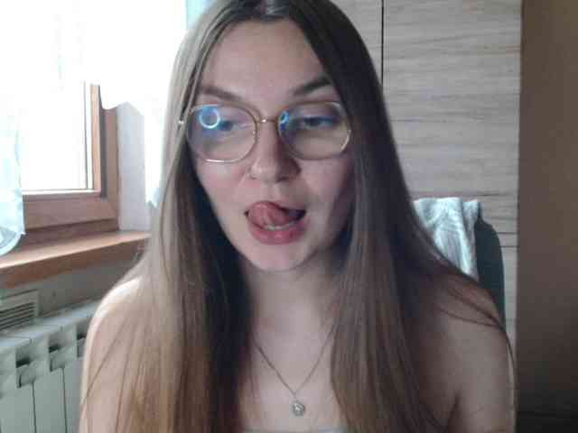 Ellyxcute webcam