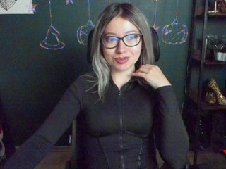 xxHeidiLove Porn Show