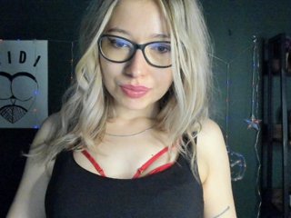 xxHeidiLove Porn Show