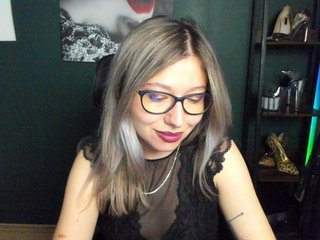 xxHeidiLove Porn Show