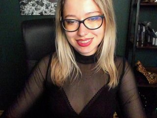 xxHeidiLove Porn Show