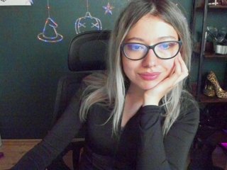 xxHeidiLove Porn Show