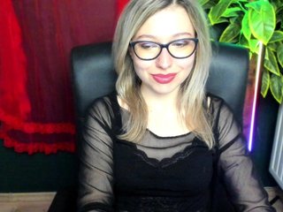 xxHeidiLove Porn Show