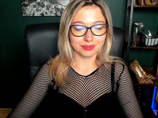 xxHeidiLove Porn Show