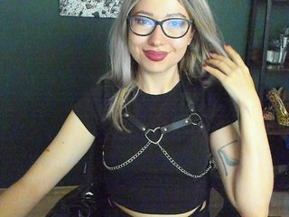 xxHeidiLove Porn Show