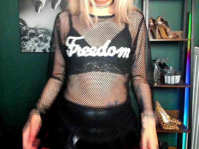 xxHeidiLove live cam on BongaCams