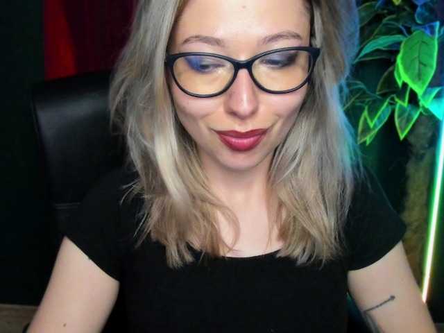 xxHeidiLove live cam on BongaCams