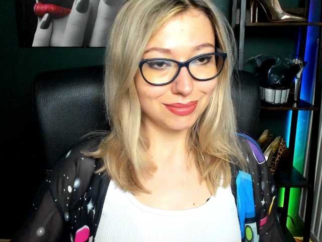 xxHeidiLove live cam on BongaCams