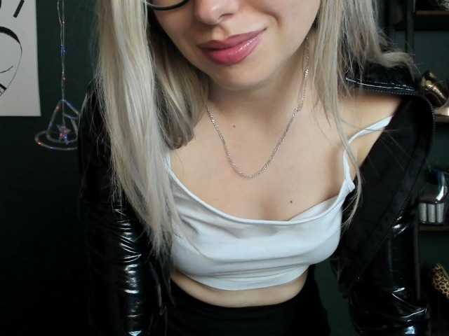 xxHeidiLove live cam on BongaCams