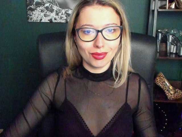xxHeidiLove live cam on BongaCams
