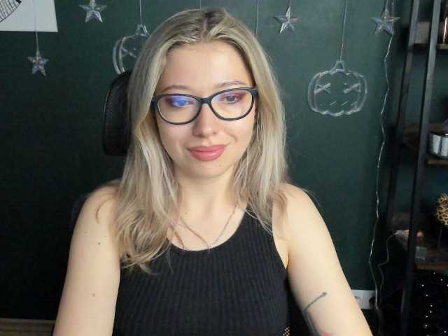 xxHeidiLove live cam on BongaCams