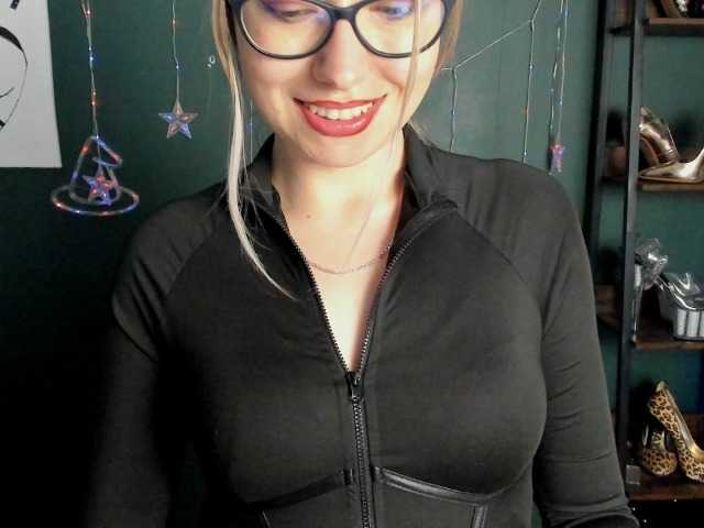 xxHeidiLove live cam on BongaCams