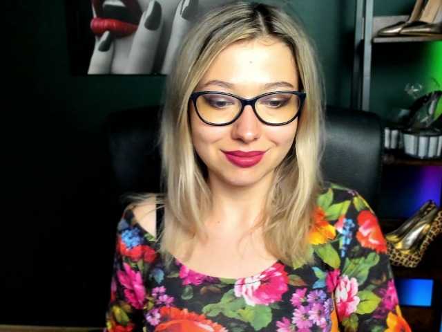xxHeidiLove live cam on BongaCams
