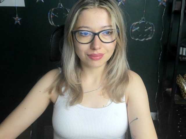 xxHeidiLove live cam on BongaCams